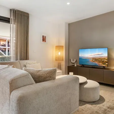 Apartment Luxury 3br With Private Terrace *
