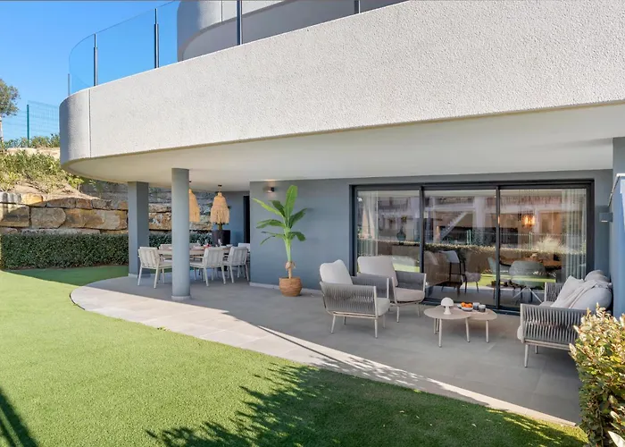 Luxury 3br With Private Terrace *