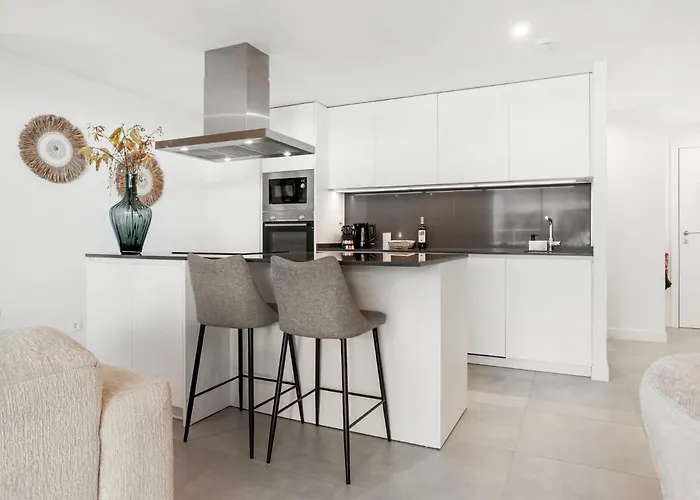 Luxury 3br With Private Terrace